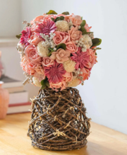 The Maeva Store offers Pretty in Pink Bouquet online.